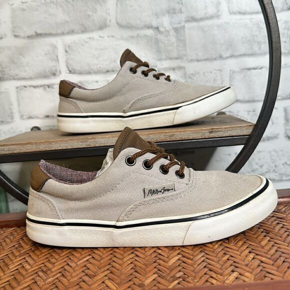 Maui and Sons Canvas Lace Up Sneakers Size 1 Surf Beach - Picture 3 of 8